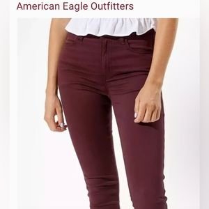 American Eagle Legging Jeans in Burgundy